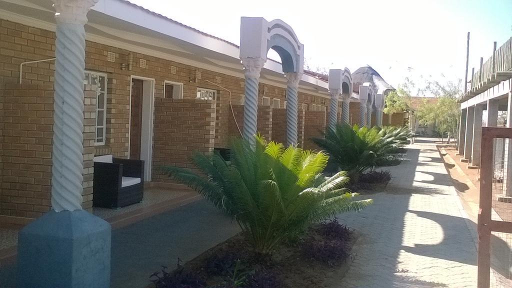 Sahara Stones Hotel Palapye Exterior photo